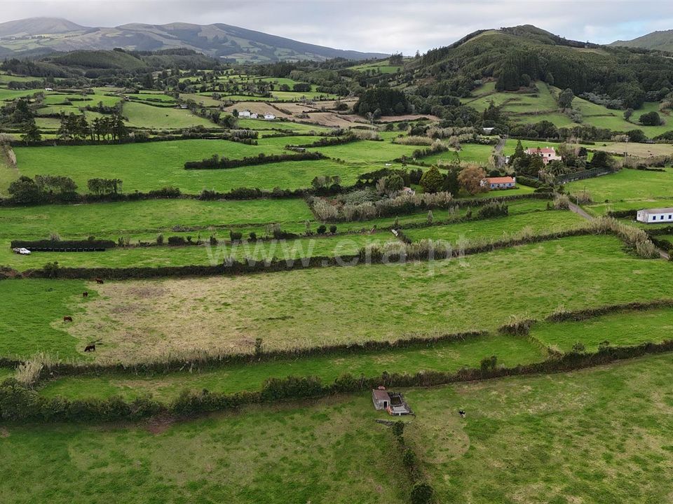 Terreno en Horta, Faial - foto 3