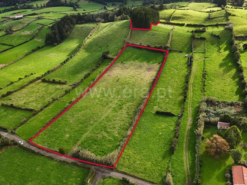 Terreno en Horta, Faial - foto 2