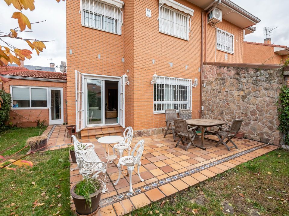 Reihenhaus in Rivas-Vaciamadrid, Madrid - Foto 1