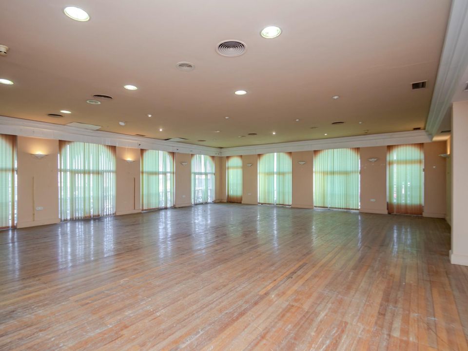 L'establiment comercial a Mairena Del Aljarafe, Sevilla - foto 3