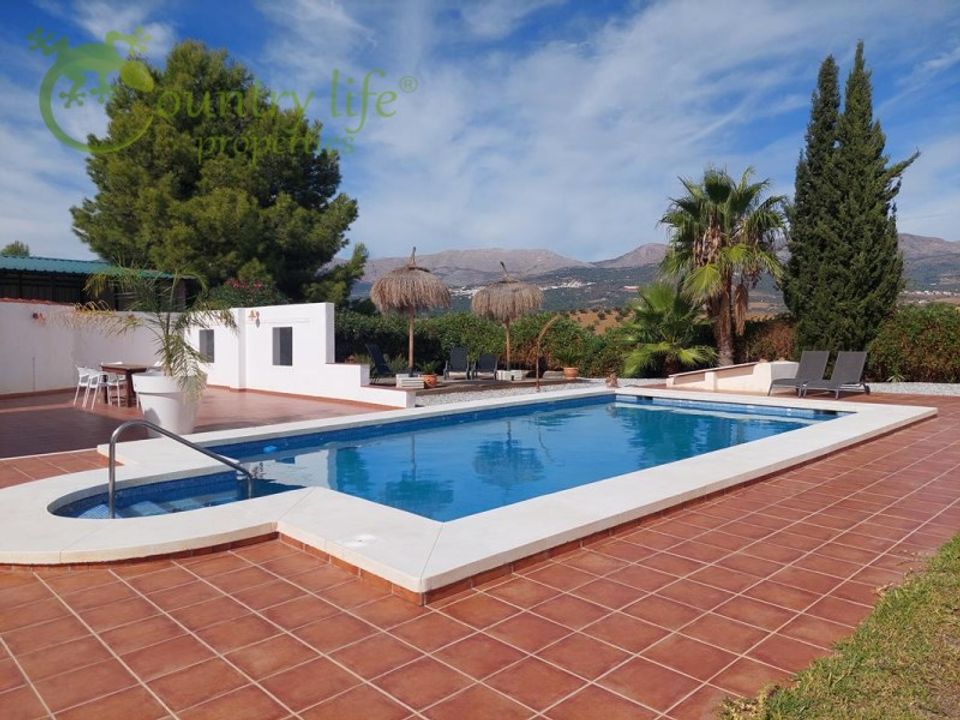Villa i Vinuela, Malaga - foto 1