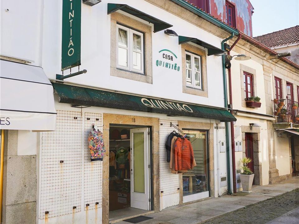 Erhvervsejendom i Valenca, Viana do Castelo - foto 1