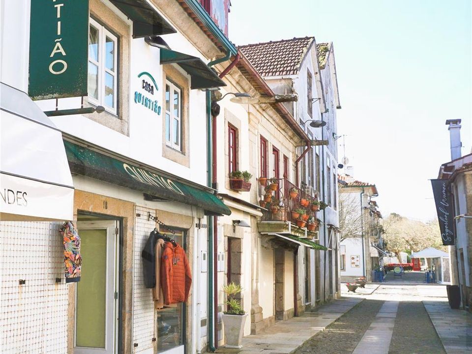 Erhvervsejendom i Valenca, Viana do Castelo - foto 3