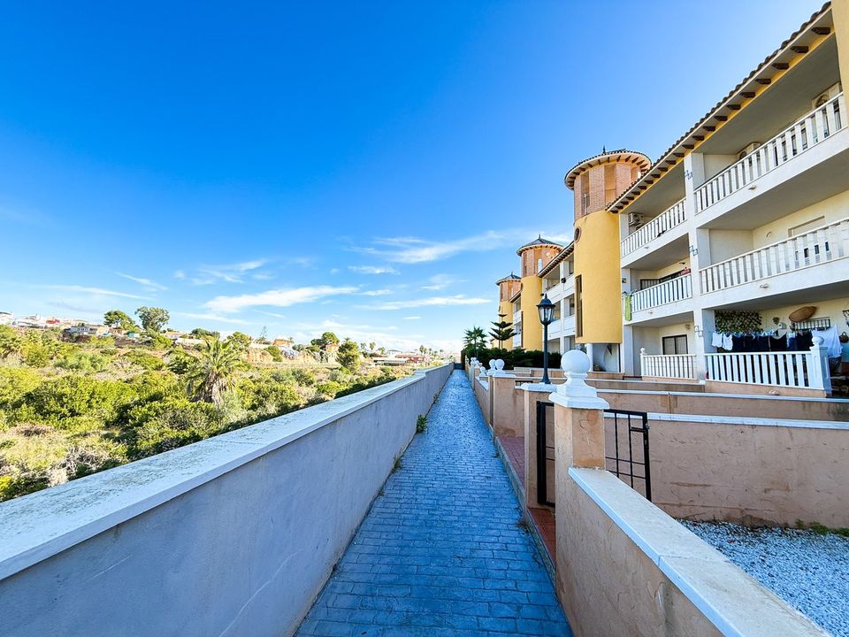 Lejlighed i Cabo Roig, Alicante - foto 2
