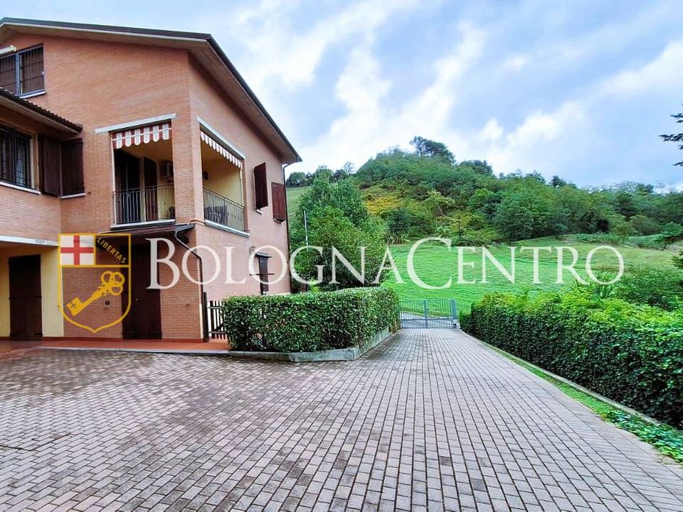 Casa adossada a Monte San Pietro, Bologna - foto 2