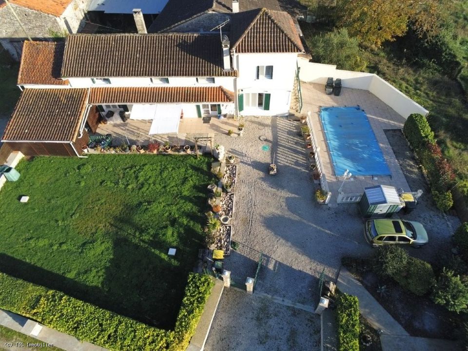 Villa a Mansle, Charente - foto 1