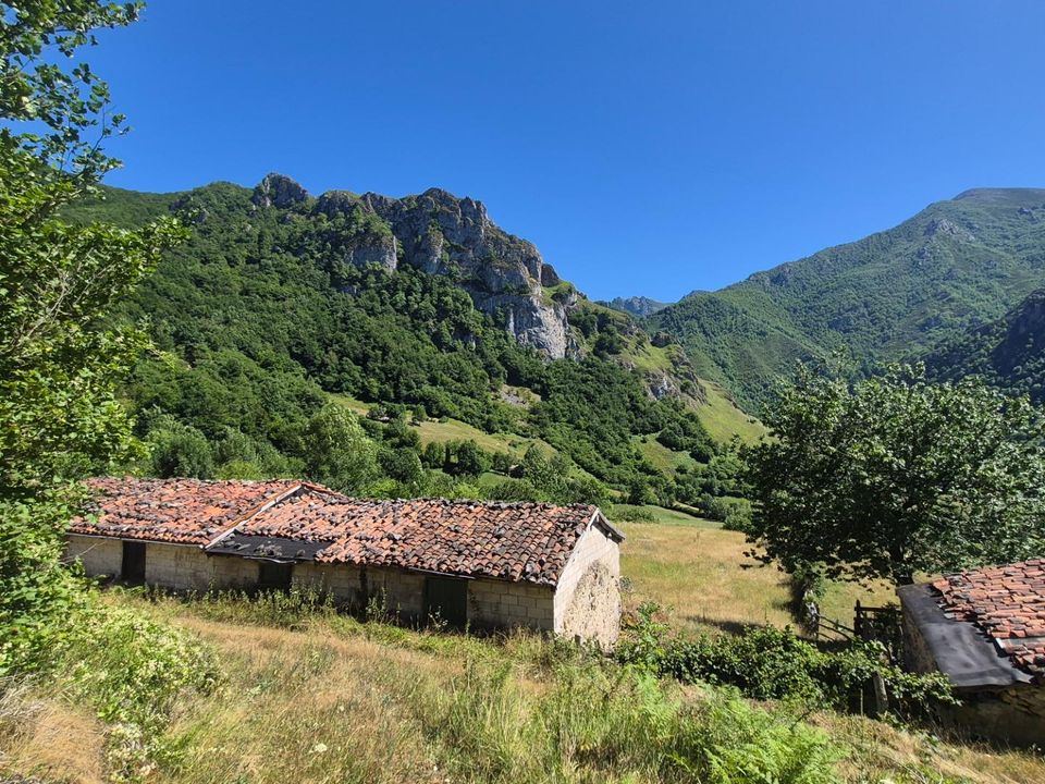 Landejendom i Aller, Asturias - foto 1