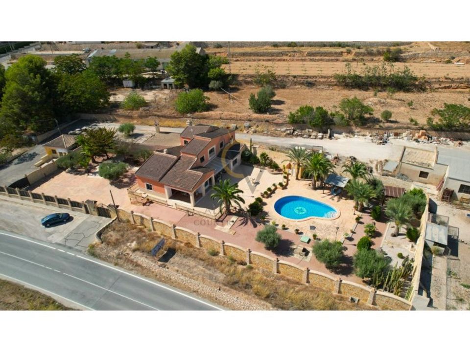 Villa i Hondon De Las Nieves, Alicante - foto 2