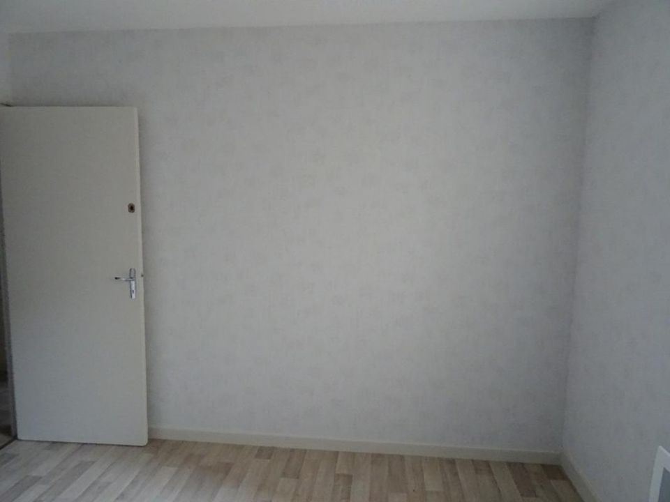 Apartment in Avallon, Yonne - photo 4