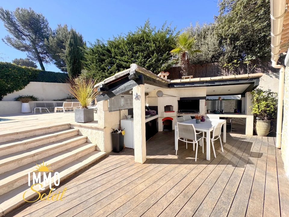 Villa i Aubagne en Provence, Bouches-du-Rhone - foto 4