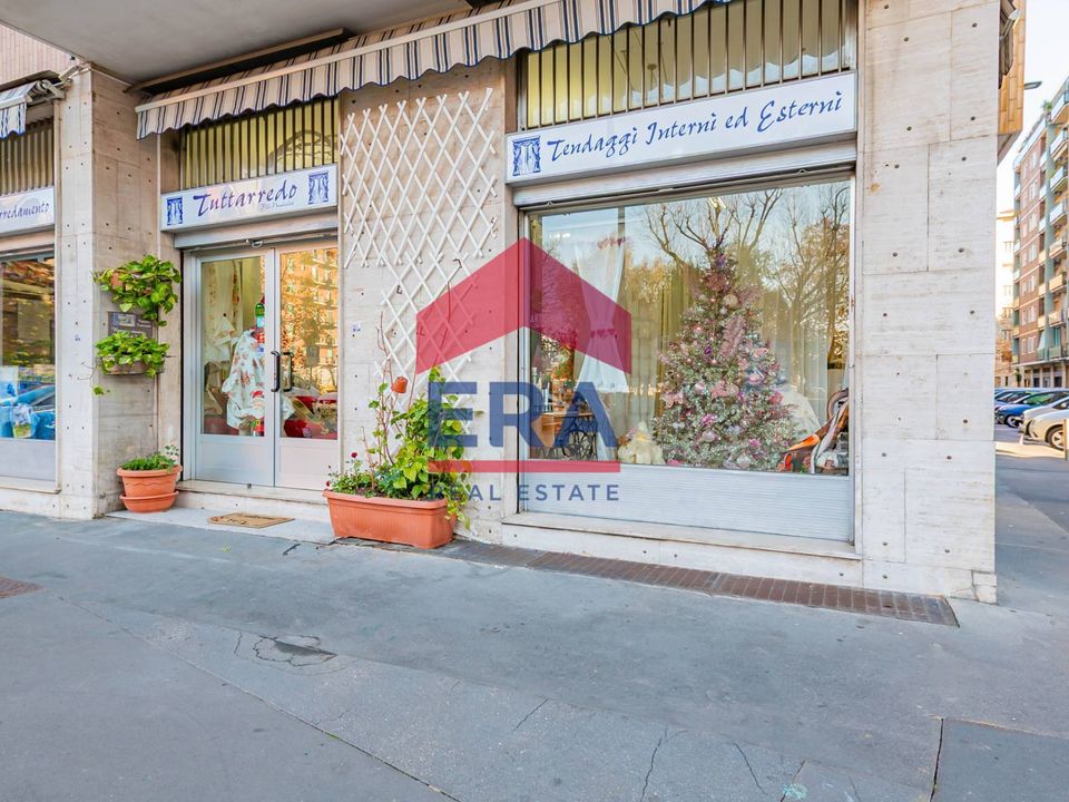 Erhvervsejendom i Milan, Milan - foto 1