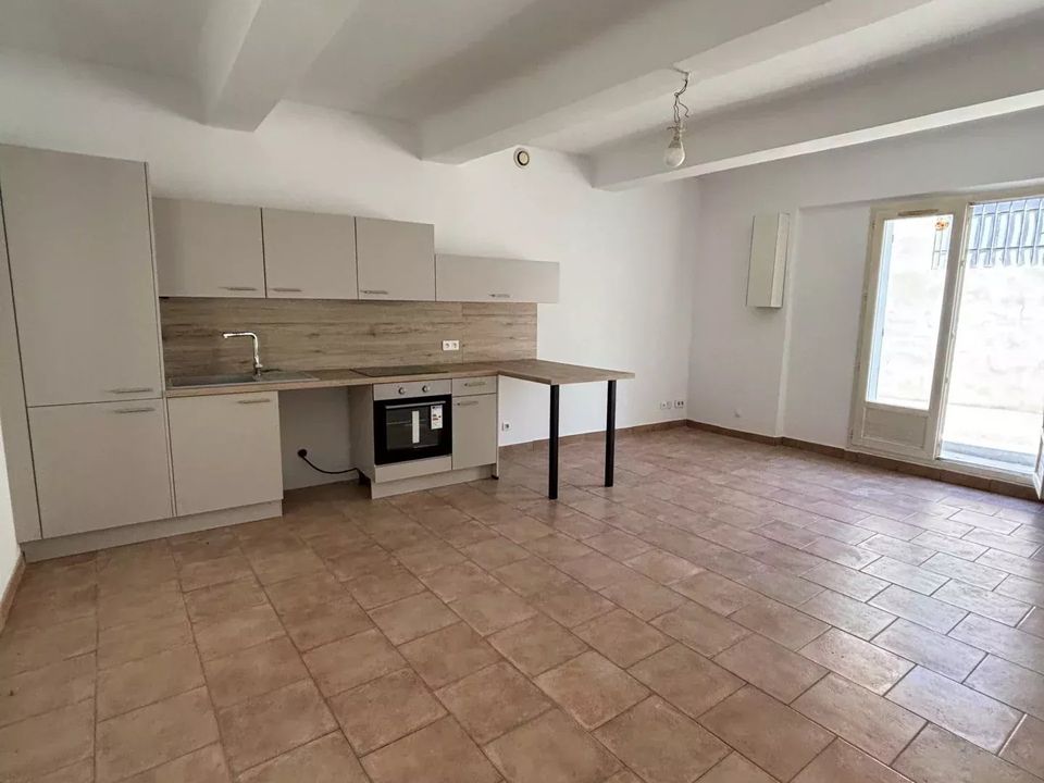 Lejlighed i Villelaure, Vaucluse - foto 1