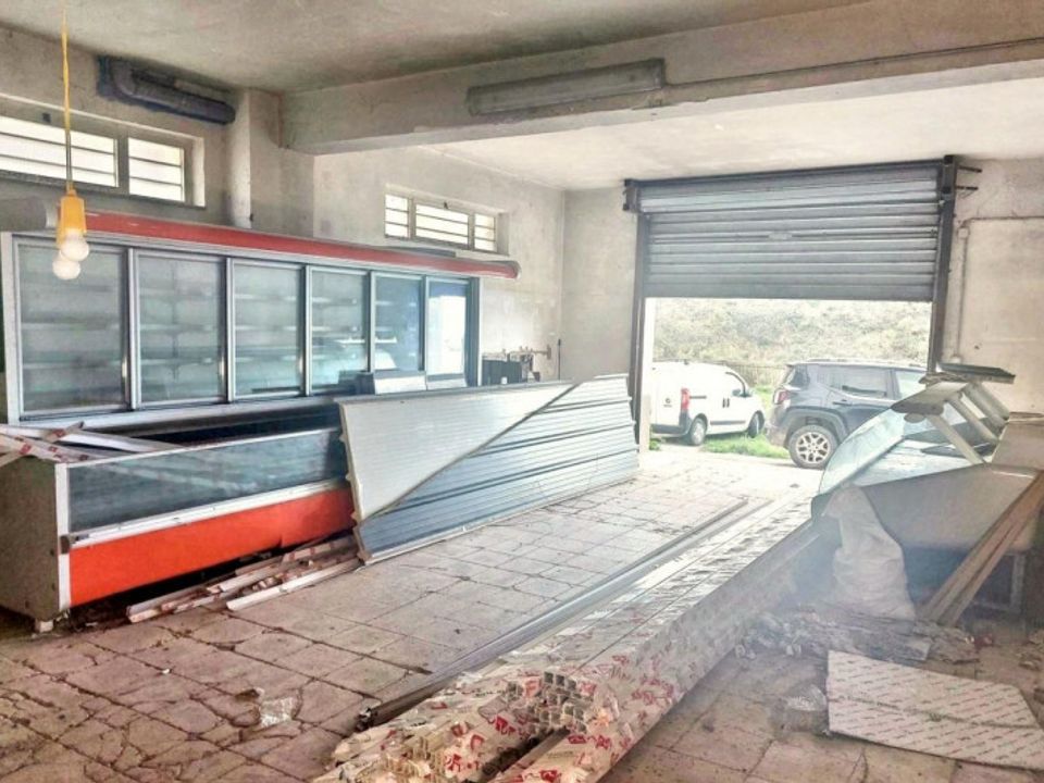 Parkeringsplass i Mistretta, Messina - bilde 2
