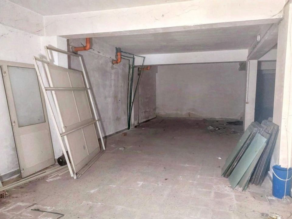 Parkeringsplass i Mistretta, Messina - bilde 3