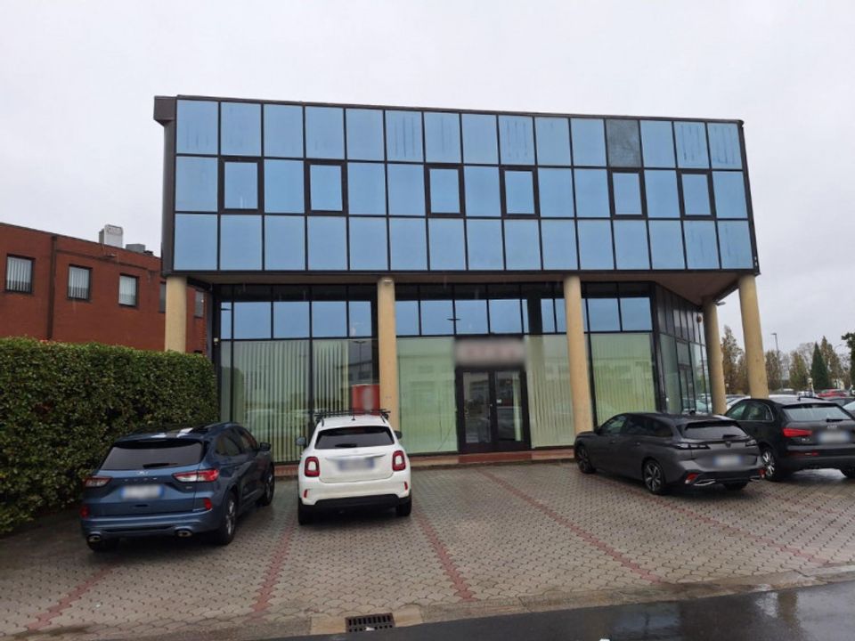 Erhvervsejendom i San Giuliano Terme, Pisa - foto 1