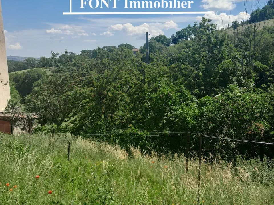 Helårsgrund i Saint-Etienne, Loire - foto 1