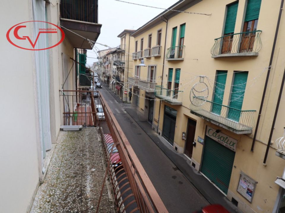 Lejlighed i Terranuova Bracciolini, Arezzo - foto 4