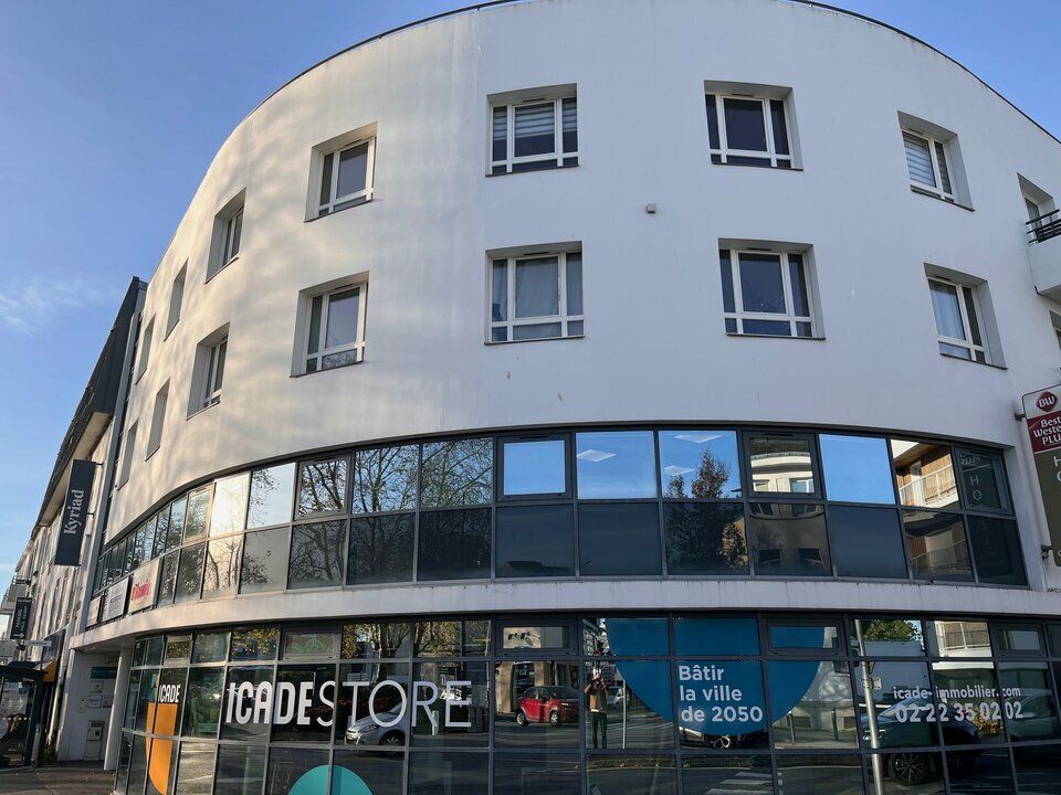 Erhvervsejendom i Vannes, Morbihan - foto 1