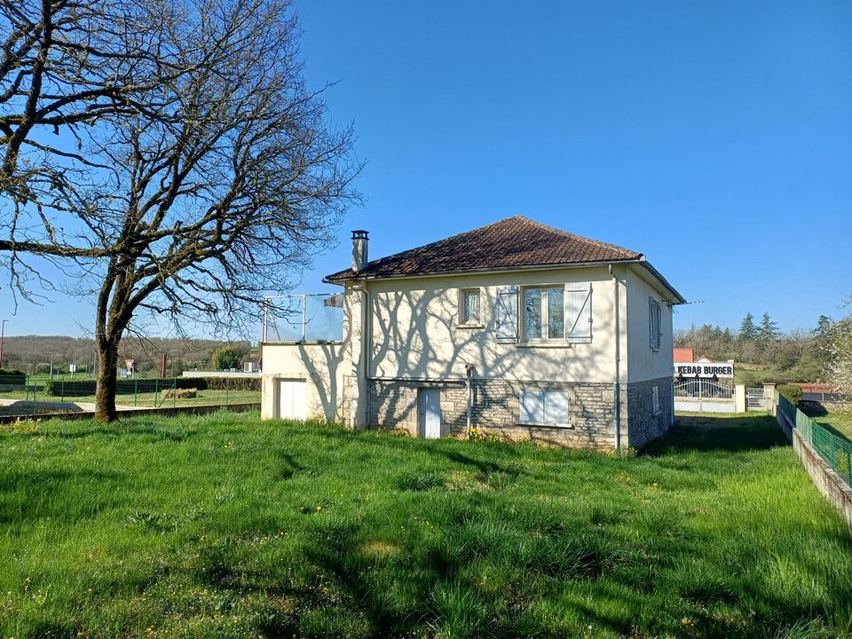 Villa in Villeneuve, Aveyron - photo 2