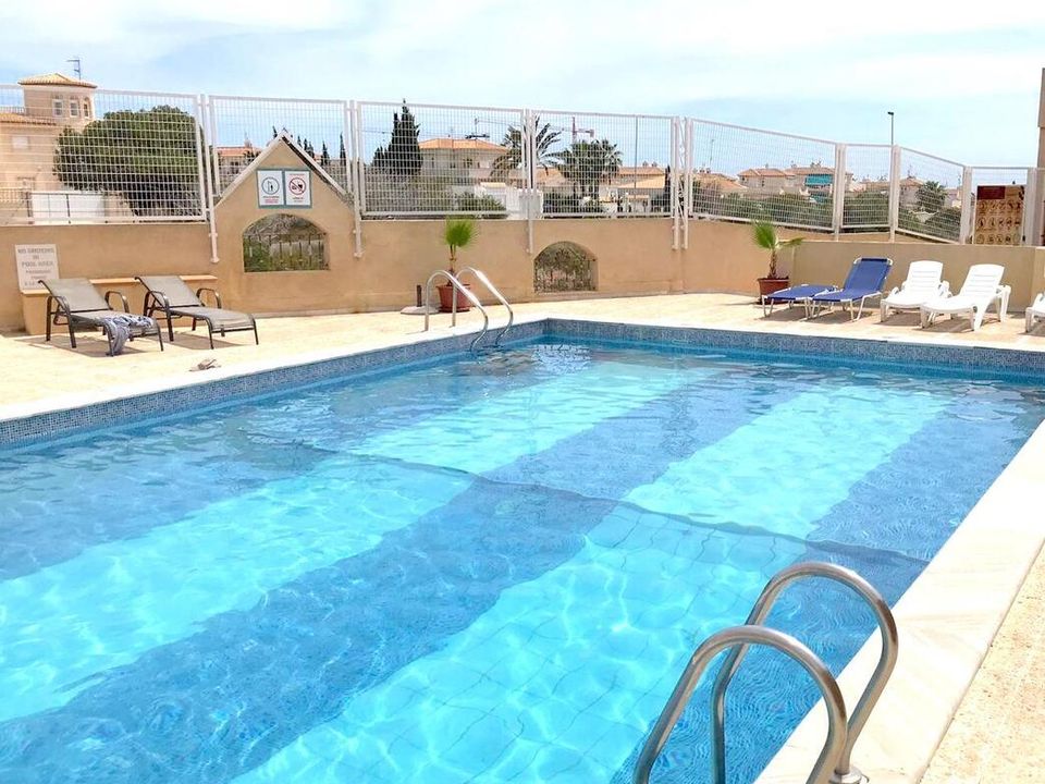 Byhus i Playa Flamenca, Alicante - foto 3