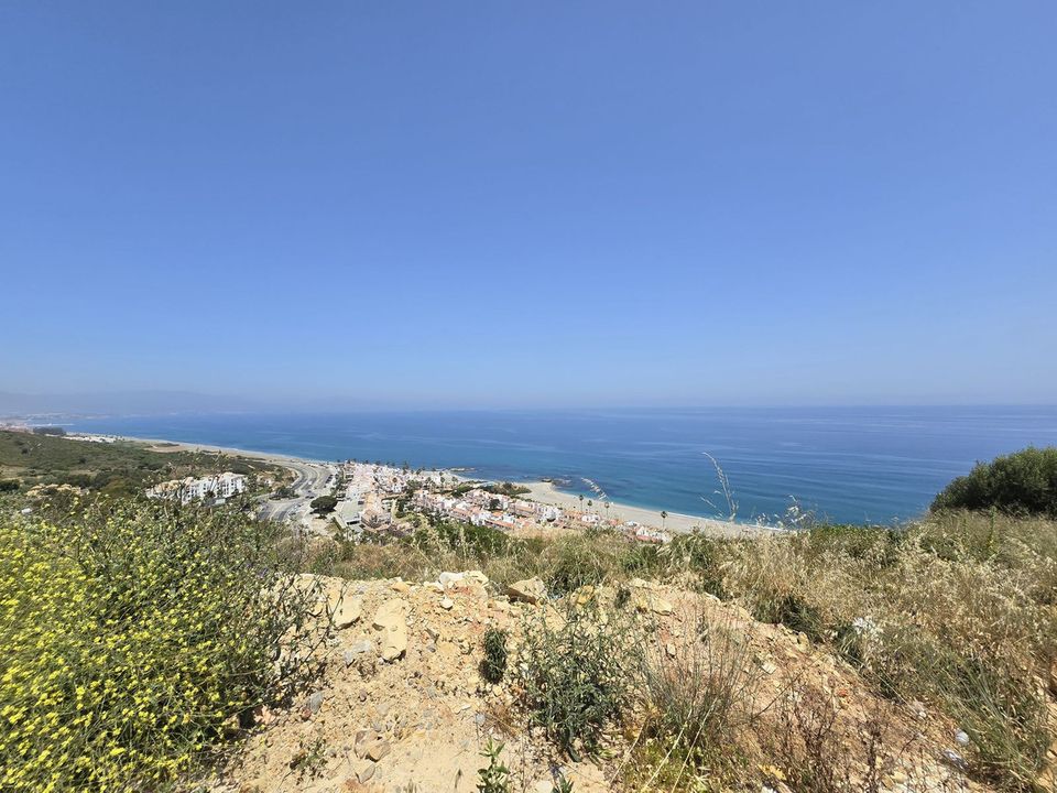 Helårsgrund i Manilva, Malaga - foto 3