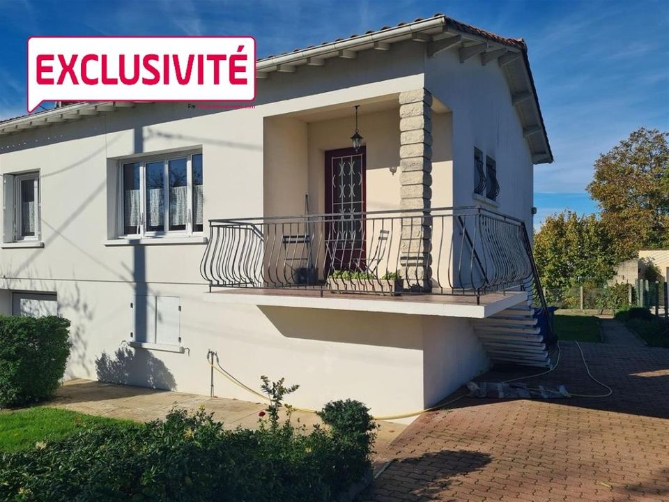 Villa i Saintes, Charente-Maritime - foto 1