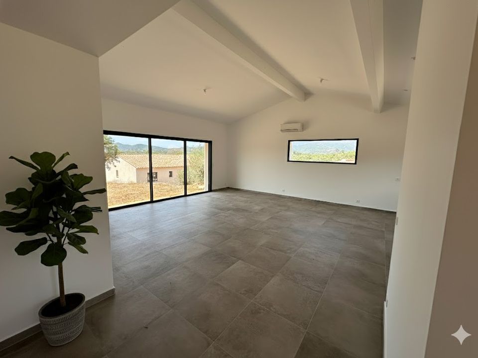 Villa i Sainte-Lucie de Porto-Vecchio, Corse-du-Sud - foto 2