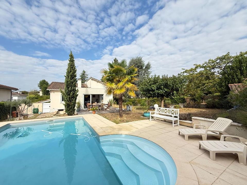 Villa in Saint-Yrieix-Sur-Charente, Charente - foto 5