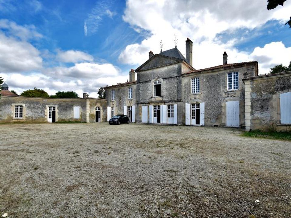 Villa i Saint-Jean-d'Angely, Charente-Maritime - foto 4