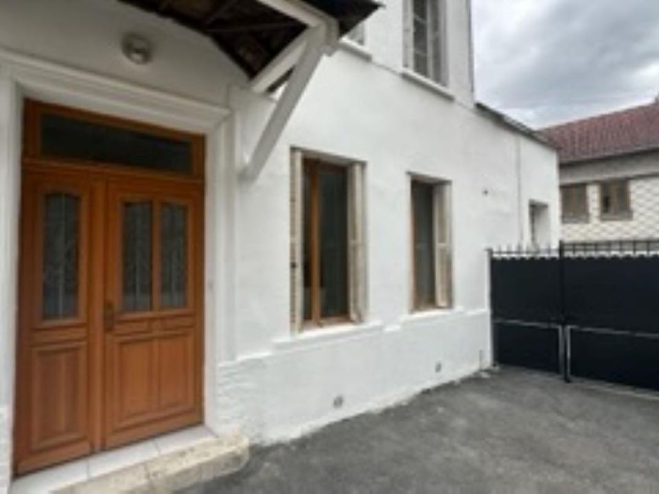 Villa in Elbeuf, Seine-Maritime - foto 3