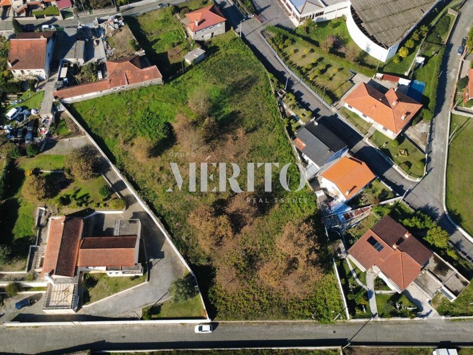 Helårsgrund i Vila Nova de Famalicao, Braga - foto 1