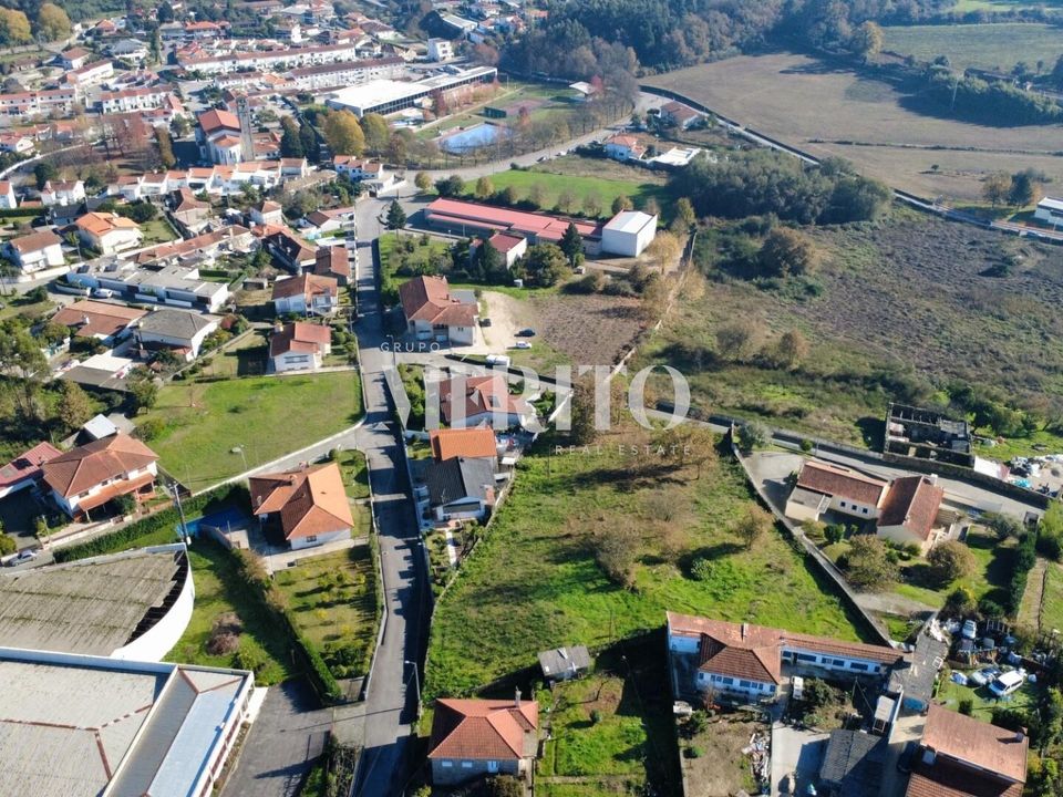 Helårsgrund i Vila Nova de Famalicao, Braga - foto 2