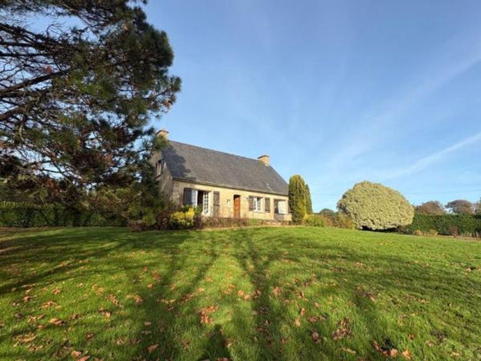 Villa in Saint-Mayeux, Cotes-d'Armor - foto 1