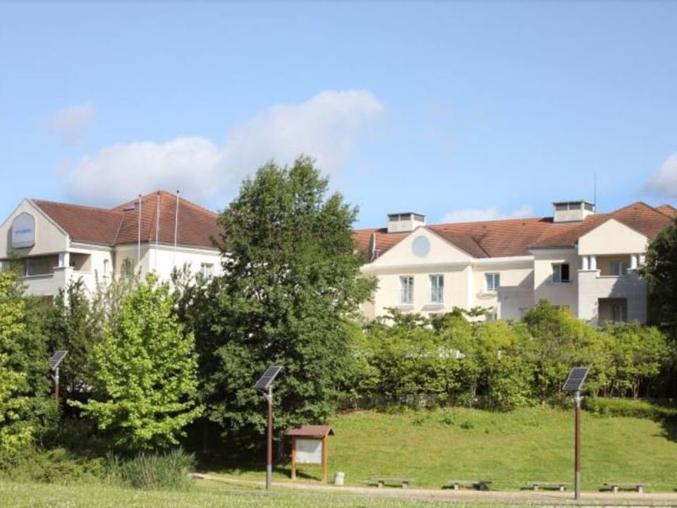 Næringseiendom i Bussy-Saint-Georges, Seine-et-Marne - bilde 1