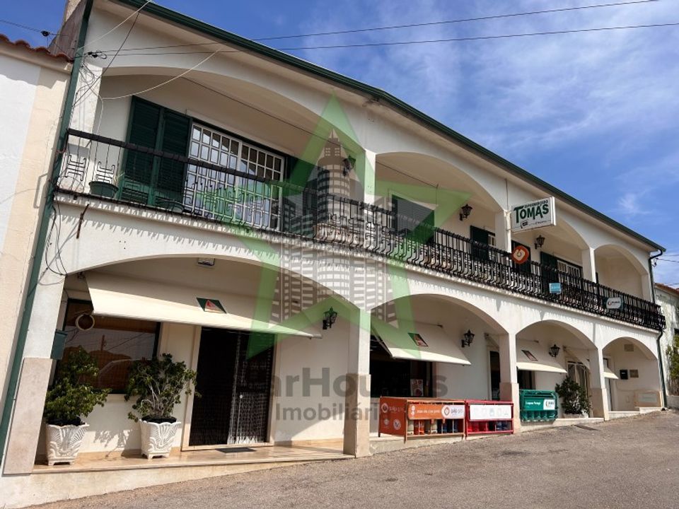 Erhvervsejendom i Assentiz, Santarem - foto 1