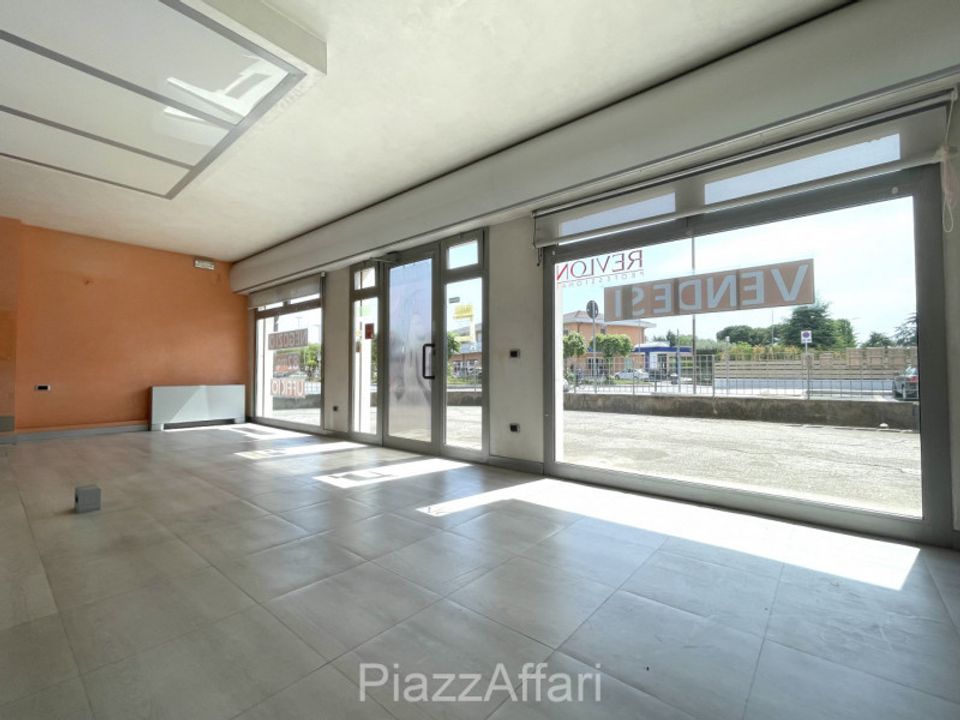 Erhvervsejendom i Piove di Sacco, Padua - foto 2