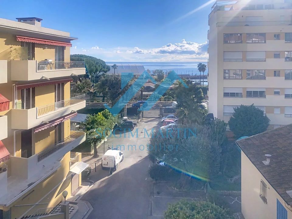 Lejlighed i Roquebrune-Cap-Martin, Alpes-Maritimes - foto 1