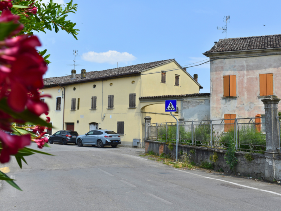 Rækkehus i Brescello, Reggio Emilia - foto 1