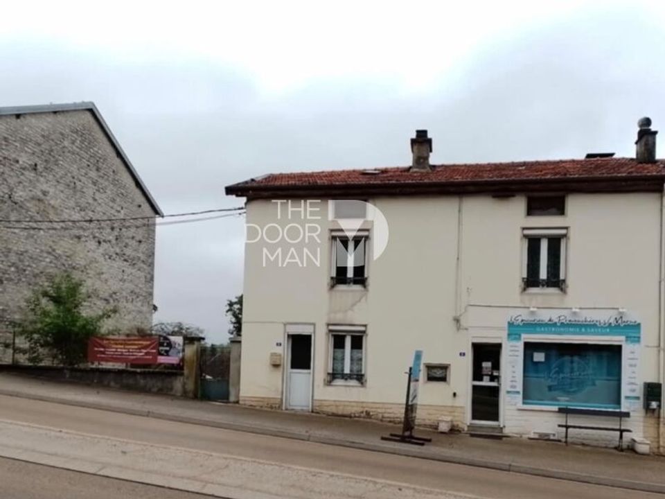 Villa i Provencheres-sur-Marne, Haute-Marne - bilde 1