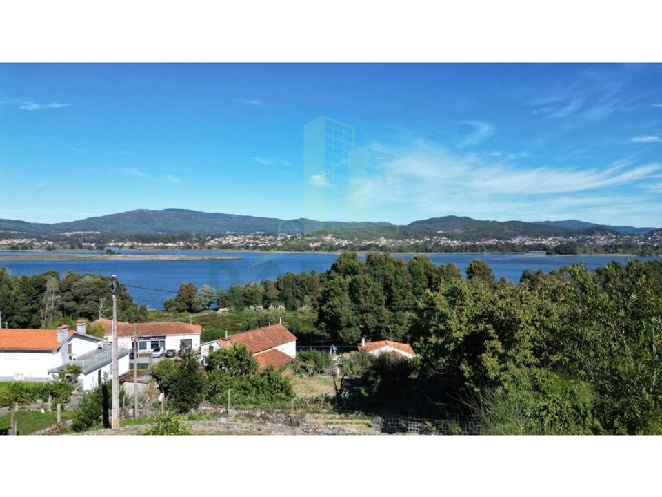 Helårsgrund i Caminha, Viana do Castelo - foto 1