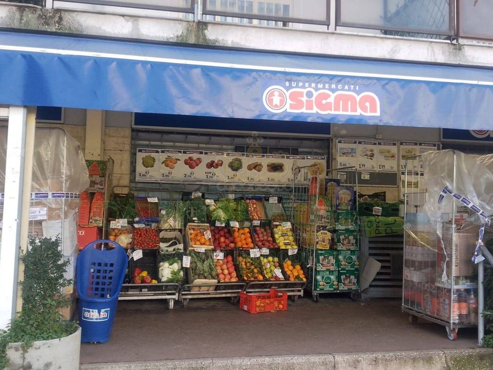 Erhvervsejendom i San Nicola la Strada, Caserta - foto 1