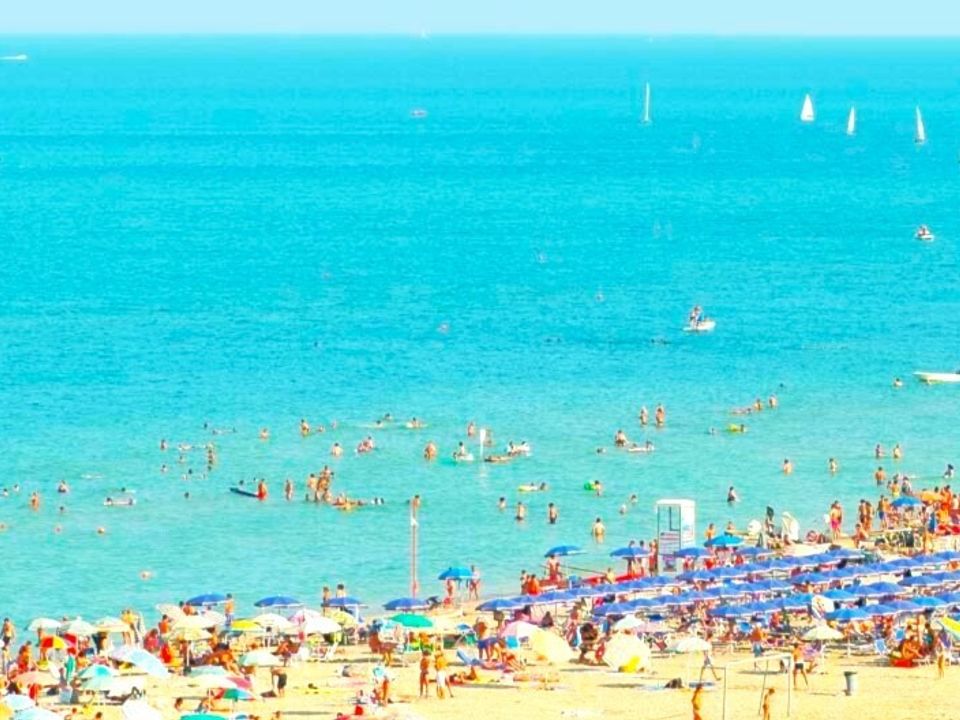 Erhvervsejendom i Alba Adriatica, Teramo - foto 4