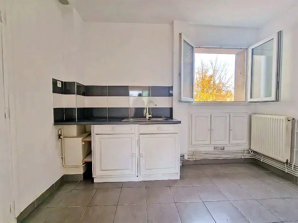 Lejlighed i Noisy-le-Sec, Seine-Saint-Denis - foto 4