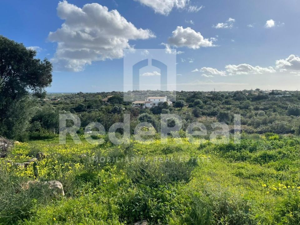 Helårsgrund i Quelfes, Faro - foto 1