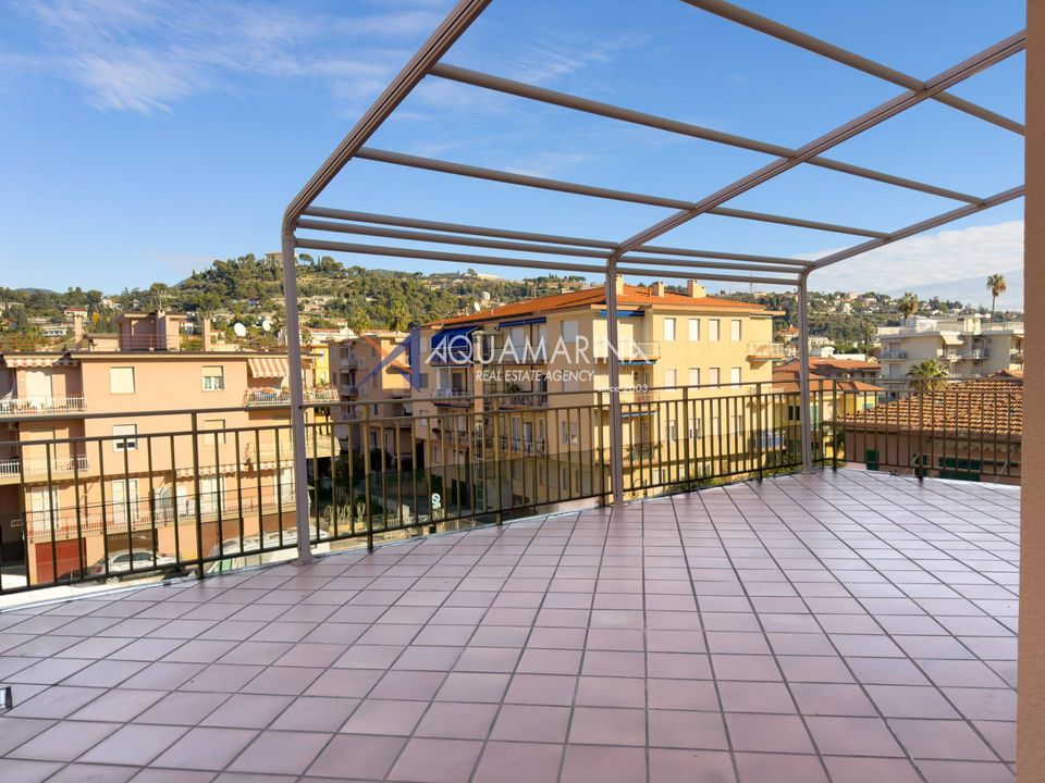 Lejlighed i Bordighera, Imperia - foto 4