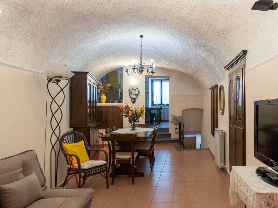 Lejlighed i Pigna, Imperia - foto 1