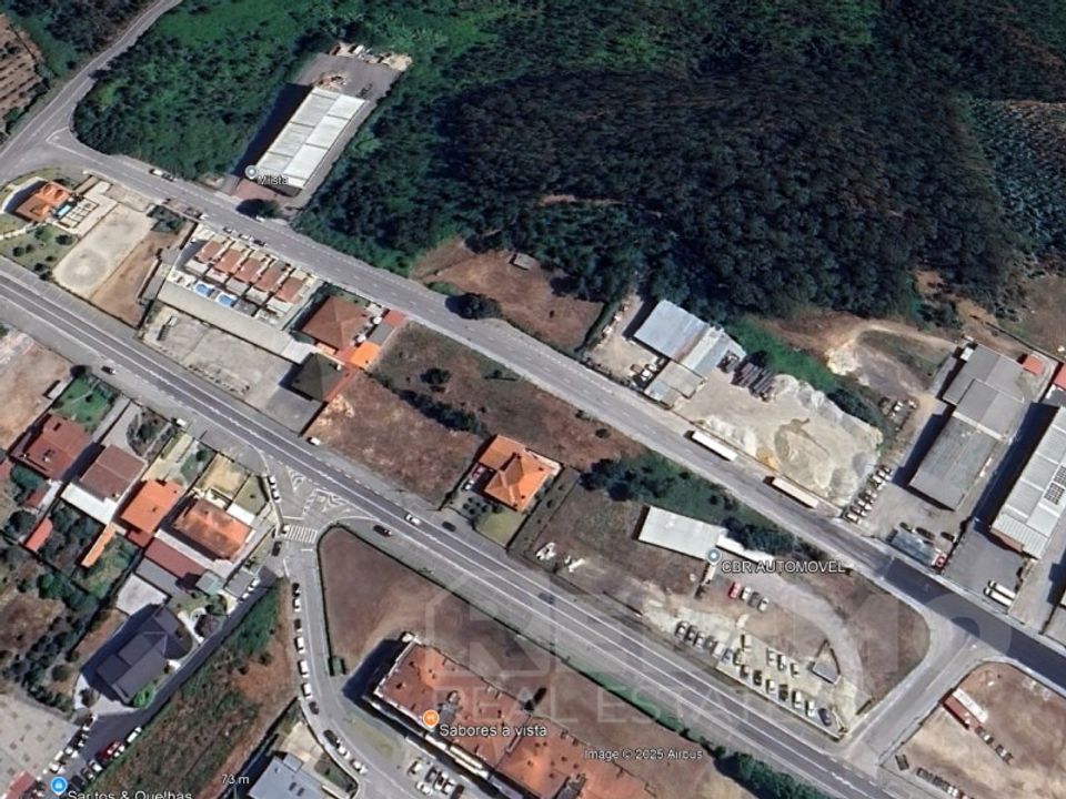 Erhvervsejendom i Santa Maria da Feira, Aveiro - foto 2