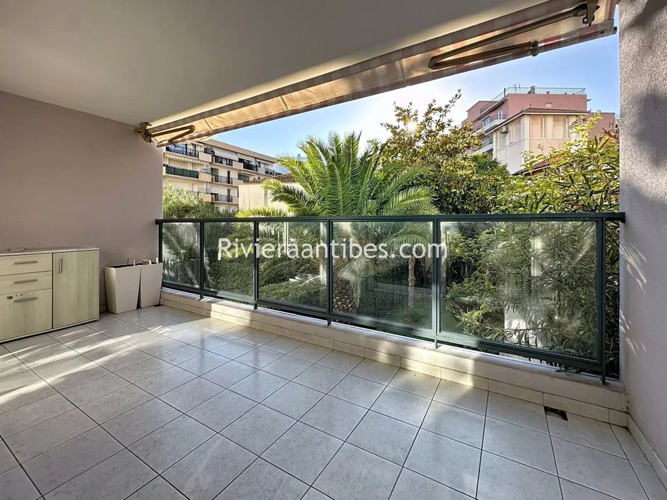 Lejlighed i Juan-les-Pins, Alpes-Maritimes - foto 1