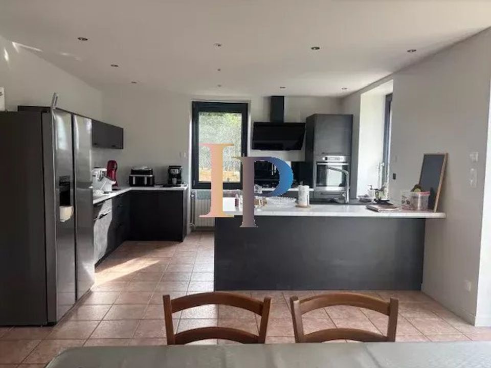 Villa i Pouilly-sous-Charlieu, Loire - foto 4