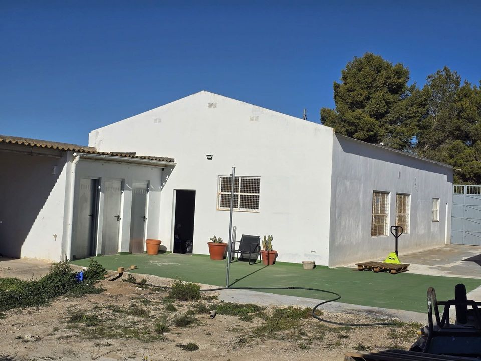 Erhvervsejendom i Sax, Alicante - foto 4
